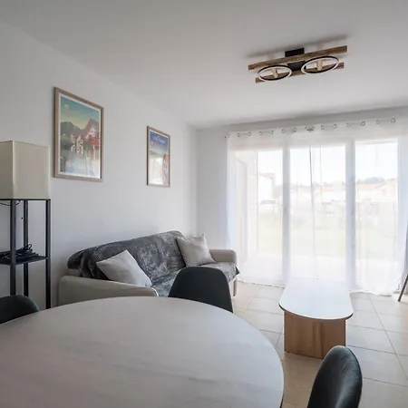 Apartmán Beau T2 Neuf Avec Jardinet, Parking Et Wifi A - Fr-1-50-153 *