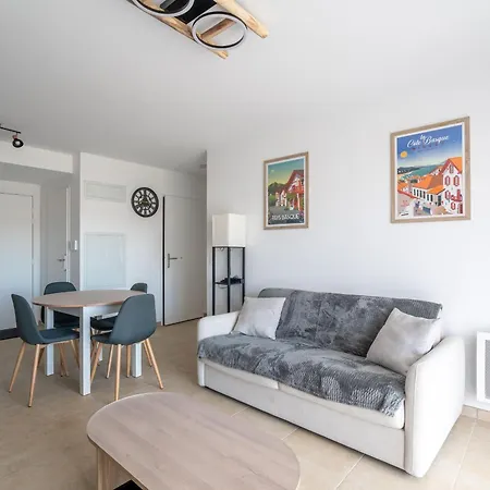 Beau T2 Neuf Avec Jardinet, Parking Et Wifi A - Fr-1-50-153 Apartmán