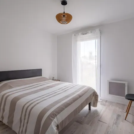 Apartmán Beau T2 Neuf Avec Jardinet, Parking Et Wifi A - Fr-1-50-153 *